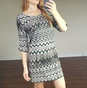 Ovi black white grey zip back puff shoulder dress